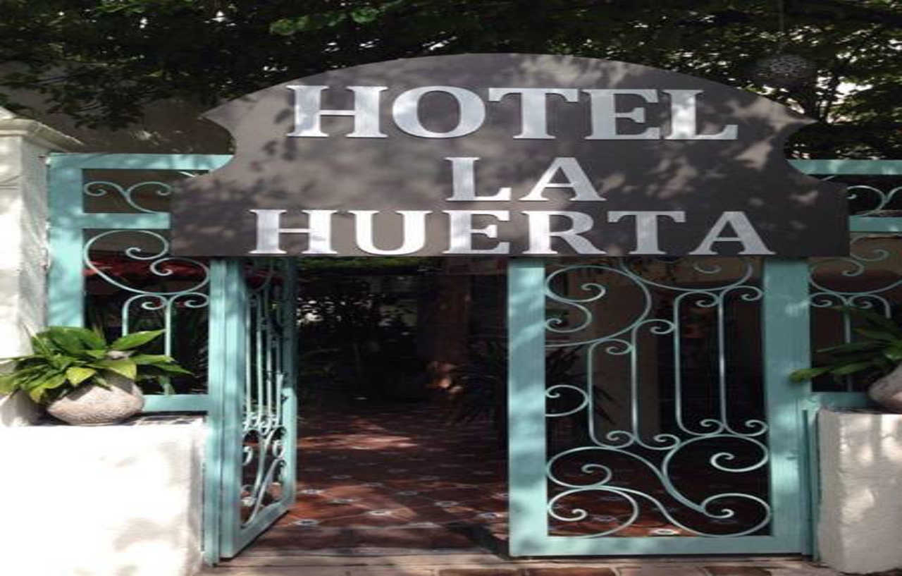 Hotel La Huerta Альенде Экстерьер фото